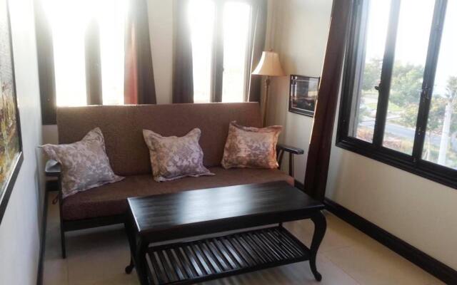 Hamilton Oceanview Villa
