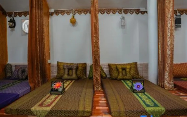 R2 Bed and Pool Kanchanaburi