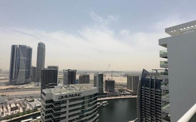 Mh- Lovely 1 Bhk Burj Khalifa View Ref- 26017