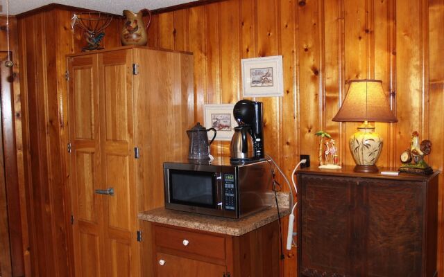 The White House on Freedom Way