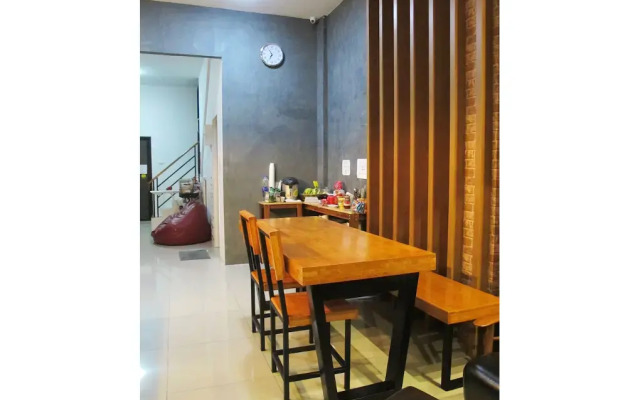 HOMEY-Don Mueang Airport Hostel