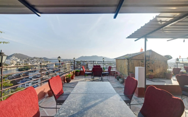 Girnar Villa