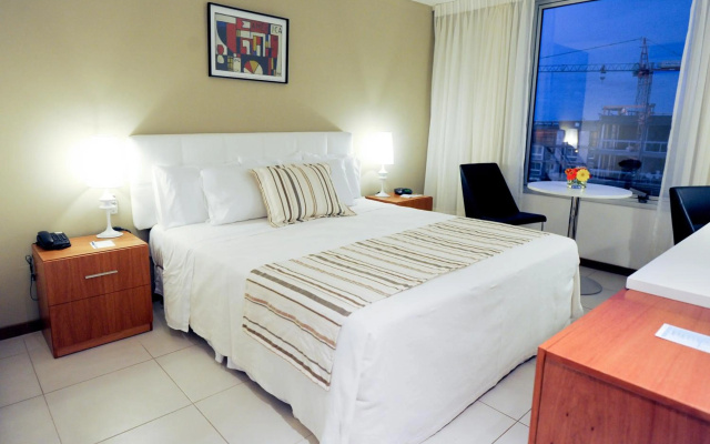 Real Colonia Hotel & Suites - Image 5