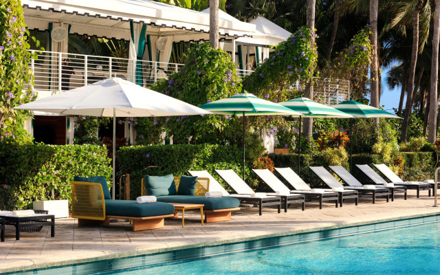 Kimpton Surfcomber Hotel by IHG
