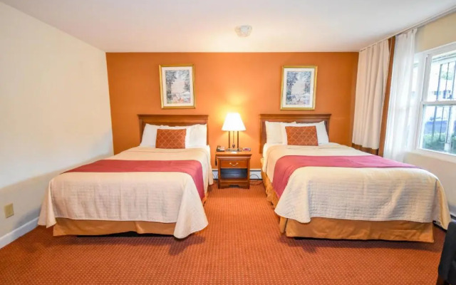 Monticello Inn Framingham