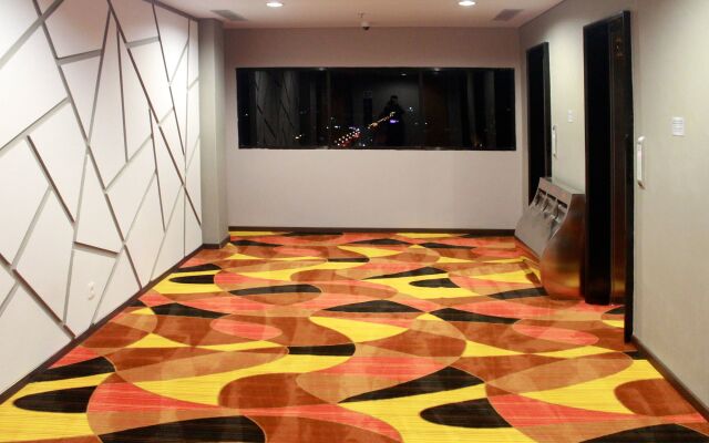 ibis Pontianak City Center