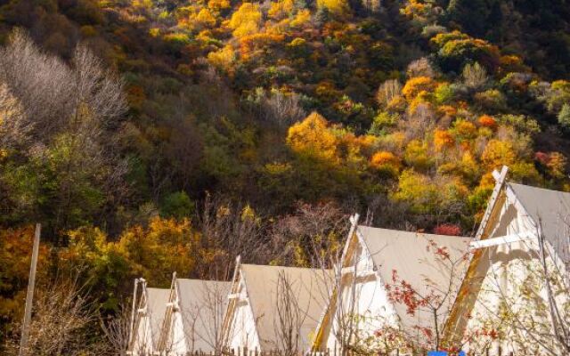 VALATOMS·Fanlatu Hotel (Bipenggou Scenic Area)