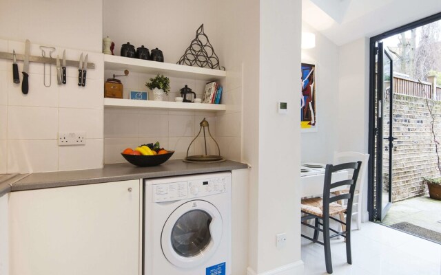 The Bravington Road Nest - MPS