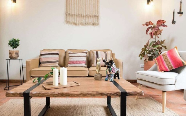 w Serene 2BR Riverside Villa w Nature Views