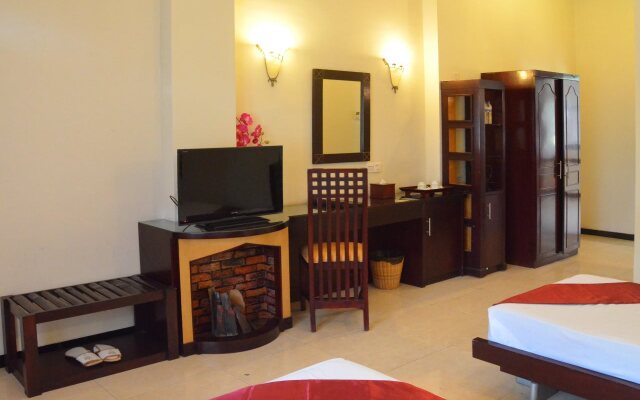 Hotel Vanda Gardenia Trawas