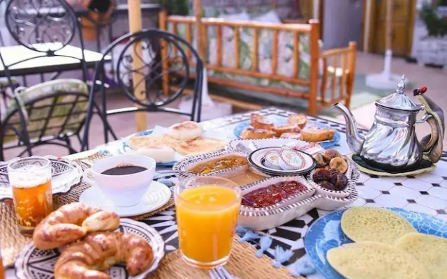 Riad sous le soleil