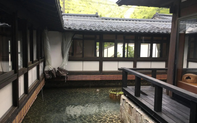 Okada Ryokan Warakutei