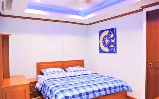 2 bed Condo Baan Suan Lalana