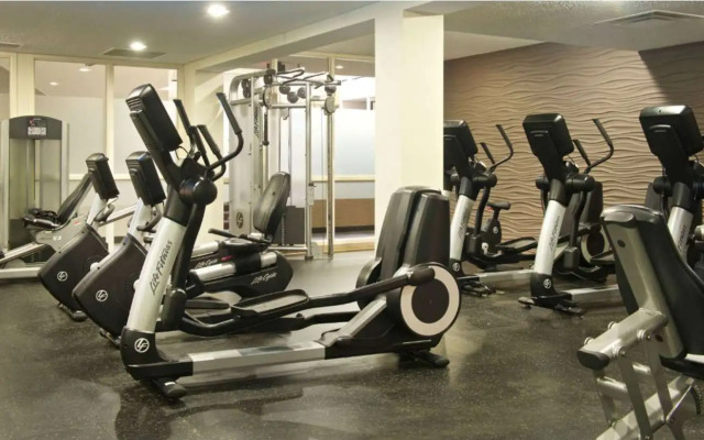 Doubletree by Hilton Bloomington - Minneapolis South