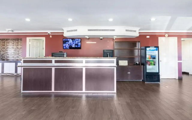 Days Inn Tulsa Airport