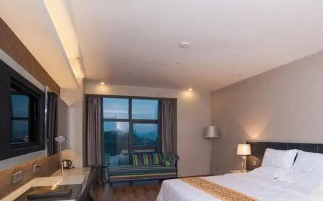 Fenghuang Xingyuan Hotel