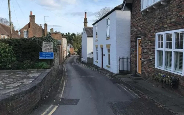 Beautiful 3-bed House in Ash Near to Deal Kent