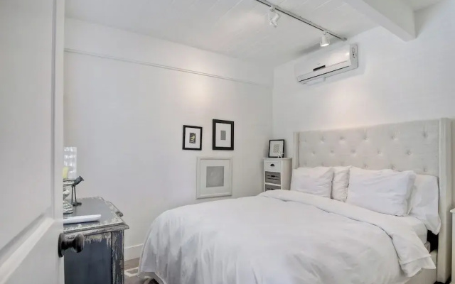 3690 Carlsbad Boulevard - Unit D