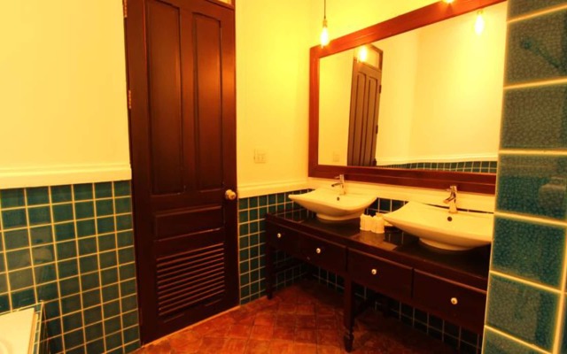 Le Luxe Boutique Hotel