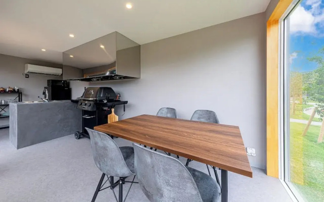 AWAUMI Fujikawaguchiko Resort