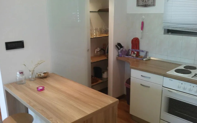 Filip - Comfortable - H