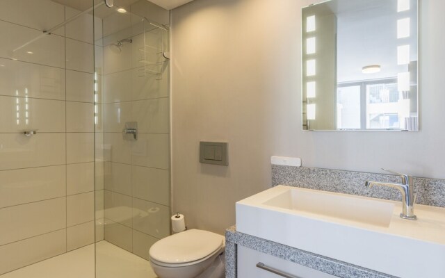 Legacy Presidential Suite