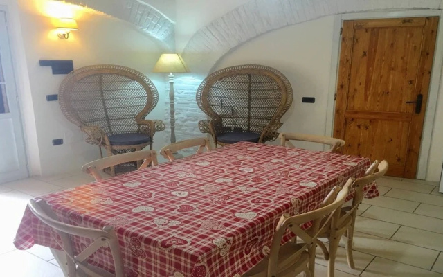 Spoleto By The Pool Whole Villa - Sleeps 24
