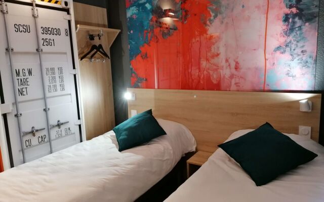 Kyriad Direct Martigues