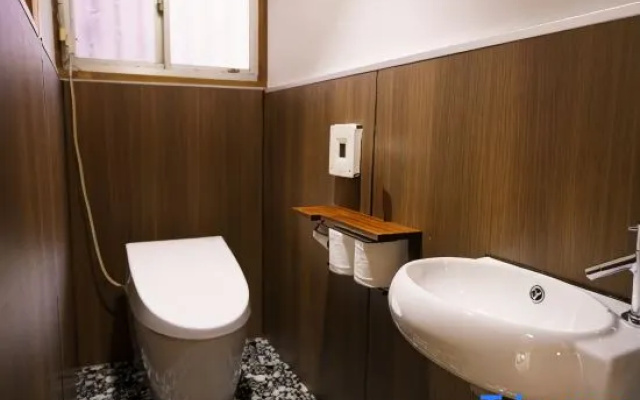 Zen Garden Kominka | Sleeps 8 | Parking | ITM Easy