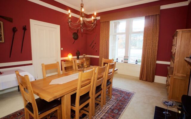 Lochwood House B&B and Self Catering