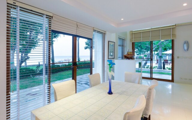 Baan LonSai Beachfront Condominium