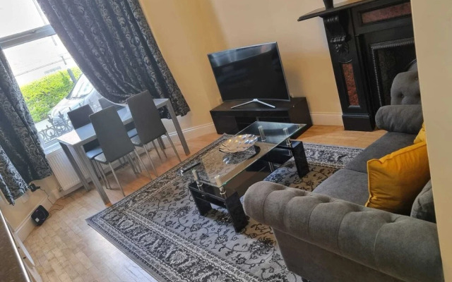 Spacious Centrally Located One Bed