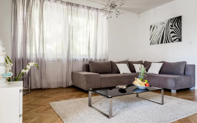 La Casa - Villa Sopocka