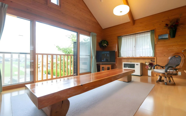 Villa Ururun Kawaguchiko – Guest Rooms – Fujikawaguchiko