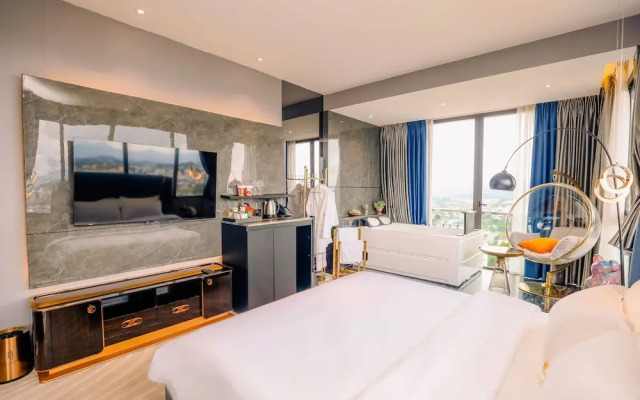 New Century Dalat Hotel