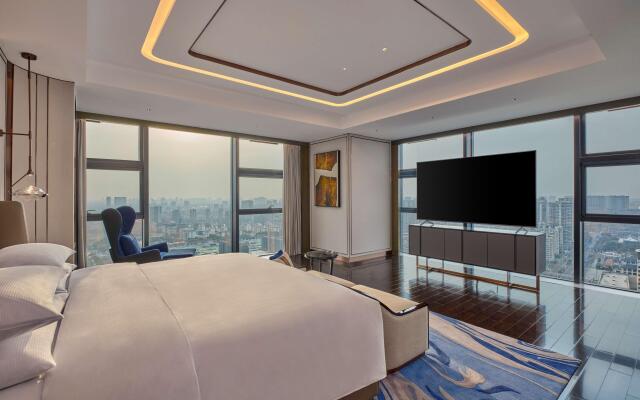 Hilton Yancheng