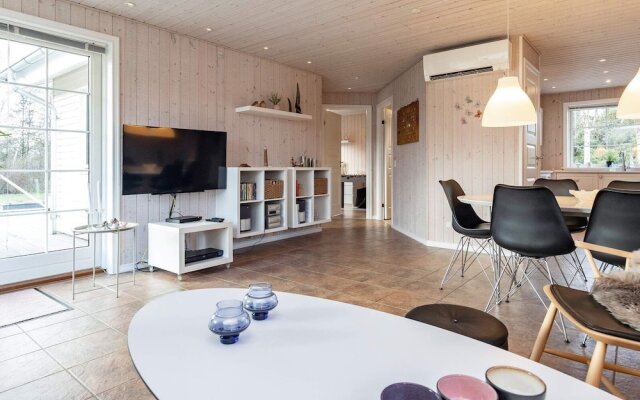 7 Person Holiday Home in Hals-by Traum