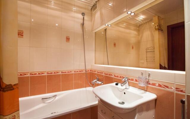 Domumetro Mikluho Maklaya