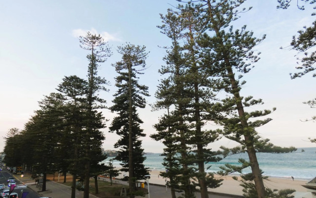 Stay at Hotel Steyne