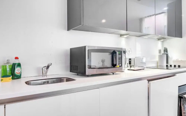 Cosy Birmingham Apartment - Madison House