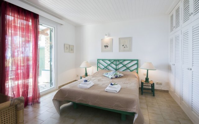 Glyfada Homes Resort