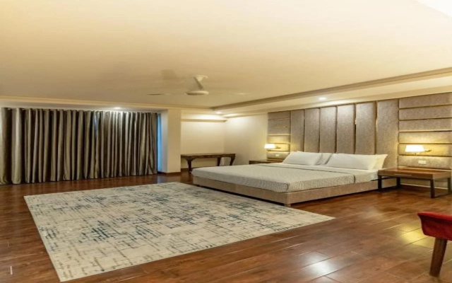 Penthouse by Shelton