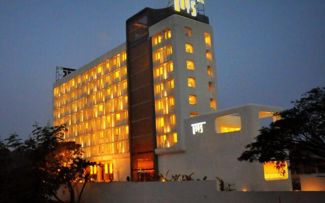 Keys Select by Lemon Tree Hotels, Kochi