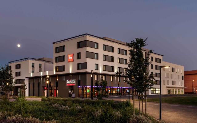 ibis Saint Quentin En Yvelines Velodrome