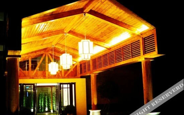 Menfut International Resort Hotel