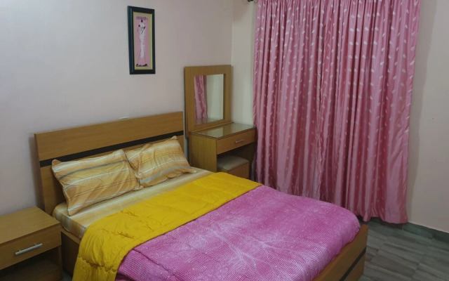 Sim court 1 safe court apartment