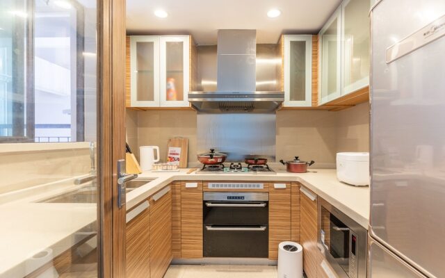 Locals Boutique Apartment Huafa Plaza 28