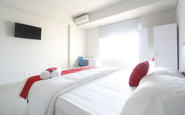 RedDoorz Apartment near Summarecon Mall Serpong