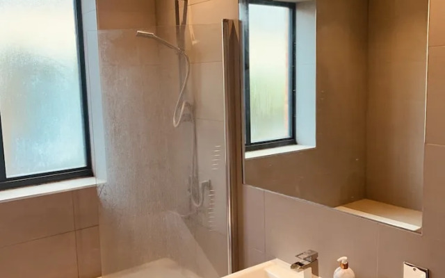 Immaculate 1-bed Apartment in Watford