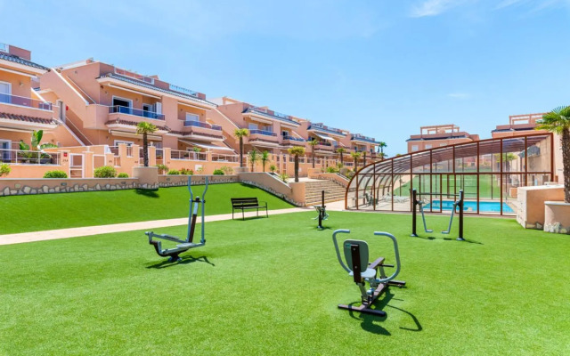 Penthouse Punta Prima Indoor & outdoor pool